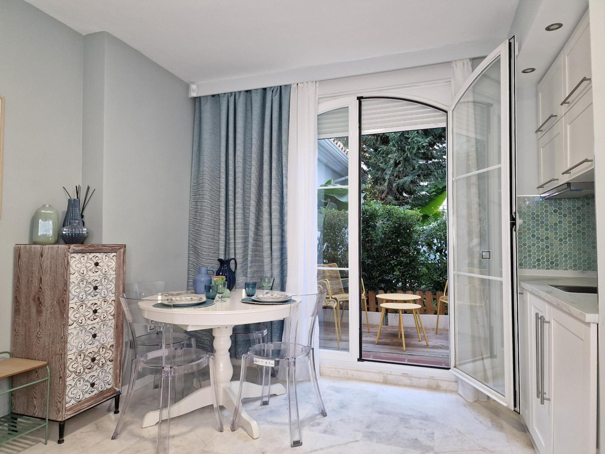 Sun & Palms - Cozy Flat In Quiet Neighbourhood With A Great Pool Area Apartment Malaga Luaran gambar