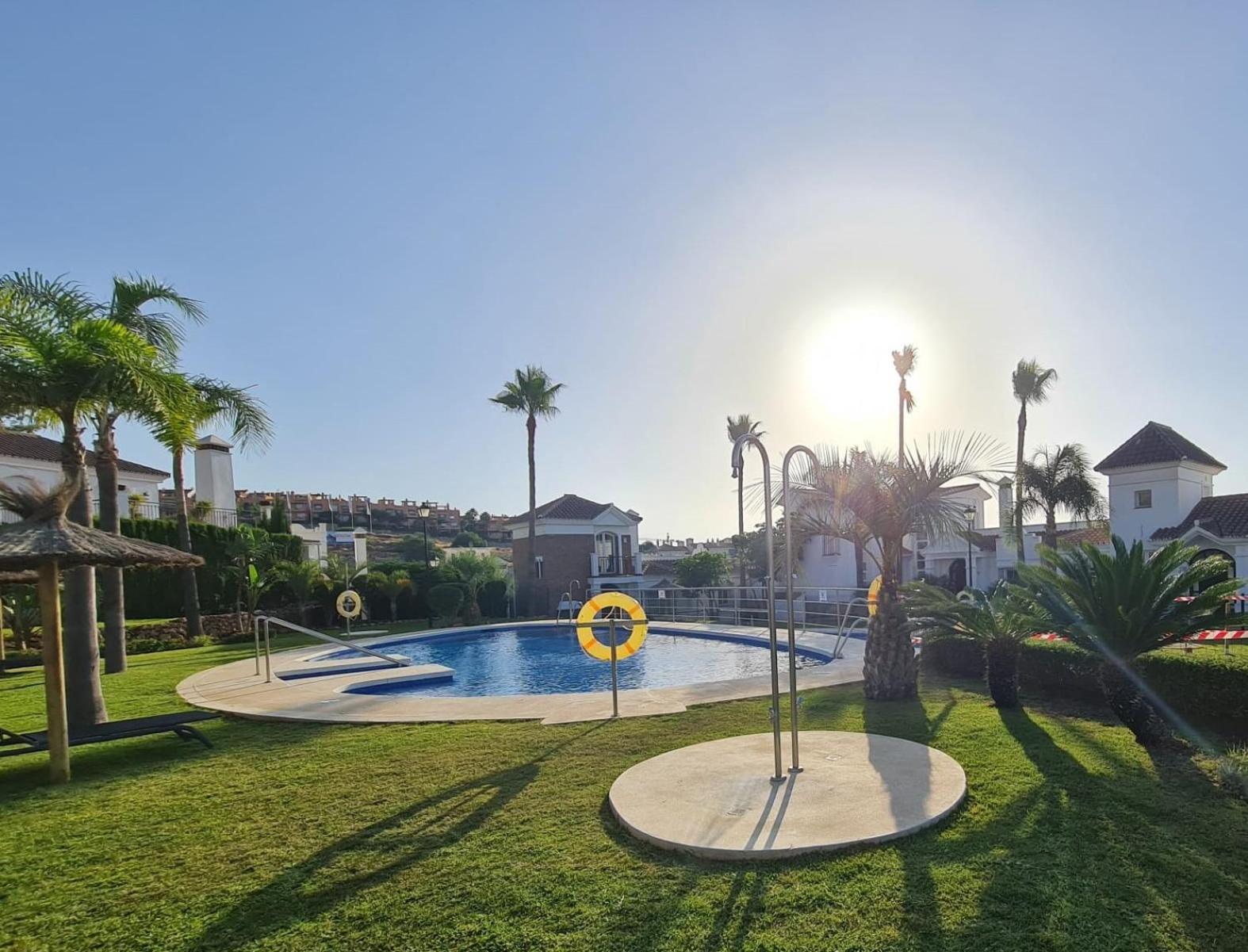 Sun & Palms - Cozy Flat In Quiet Neighbourhood With A Great Pool Area Apartment Malaga Luaran gambar