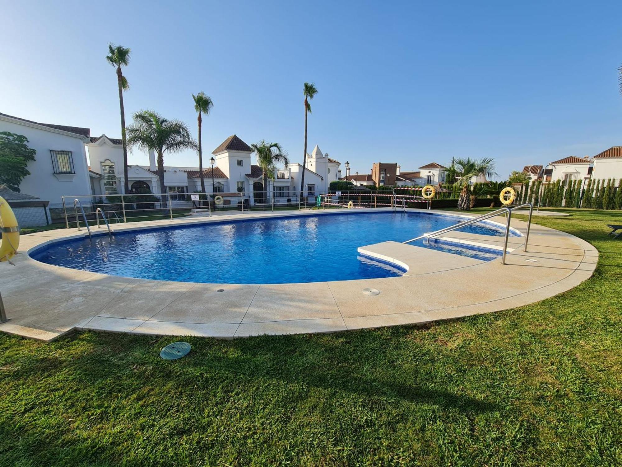 Sun & Palms - Cozy Flat In Quiet Neighbourhood With A Great Pool Area Apartment Malaga Luaran gambar
